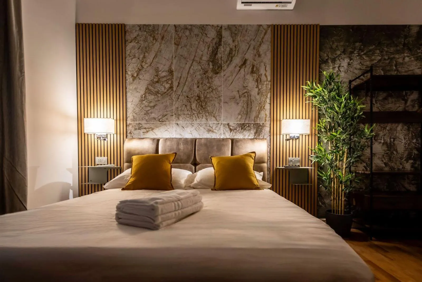 Lyo Sky Rooms Rome Guest house