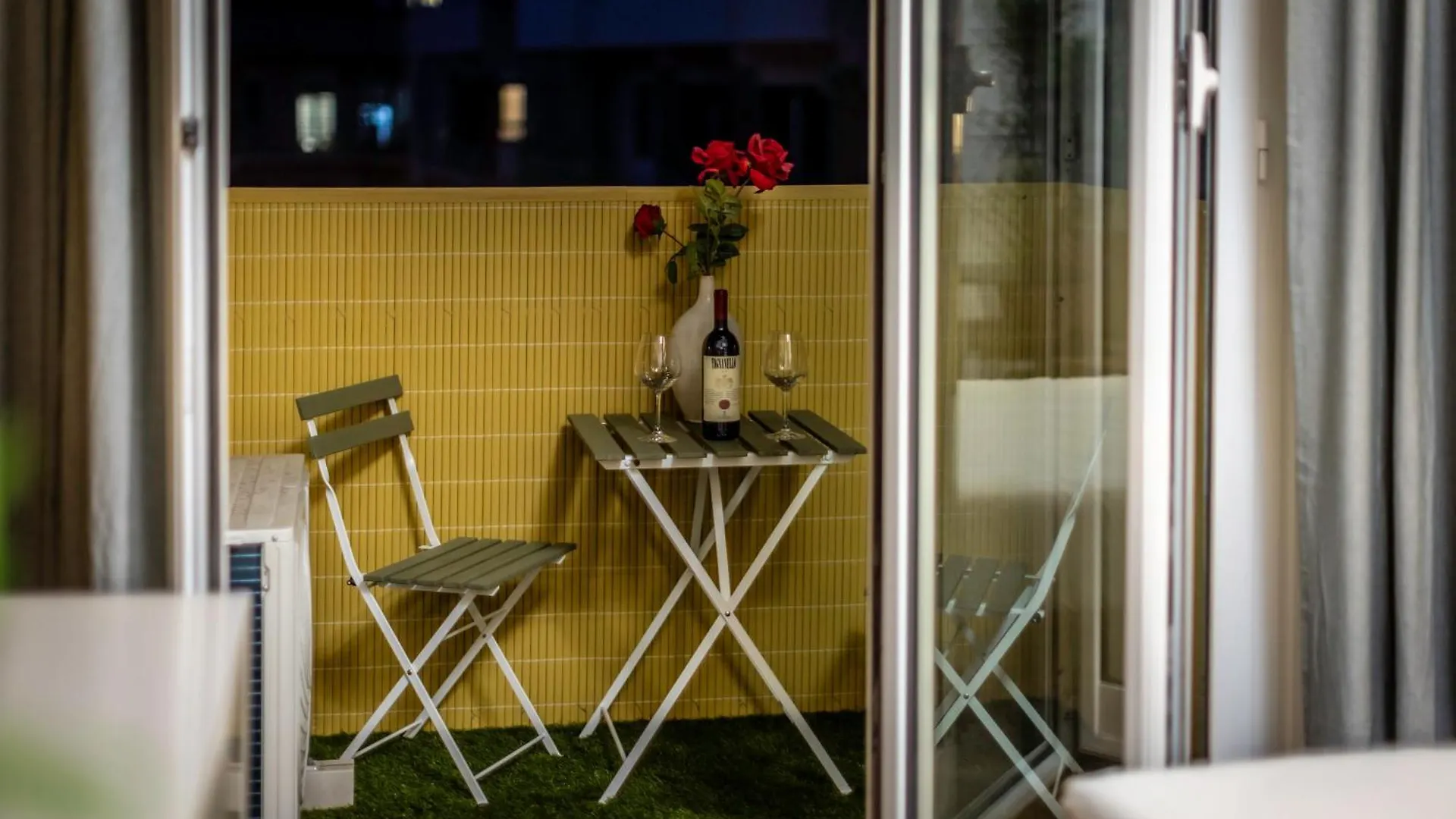 Lyo Sky Rooms Rome 0*,