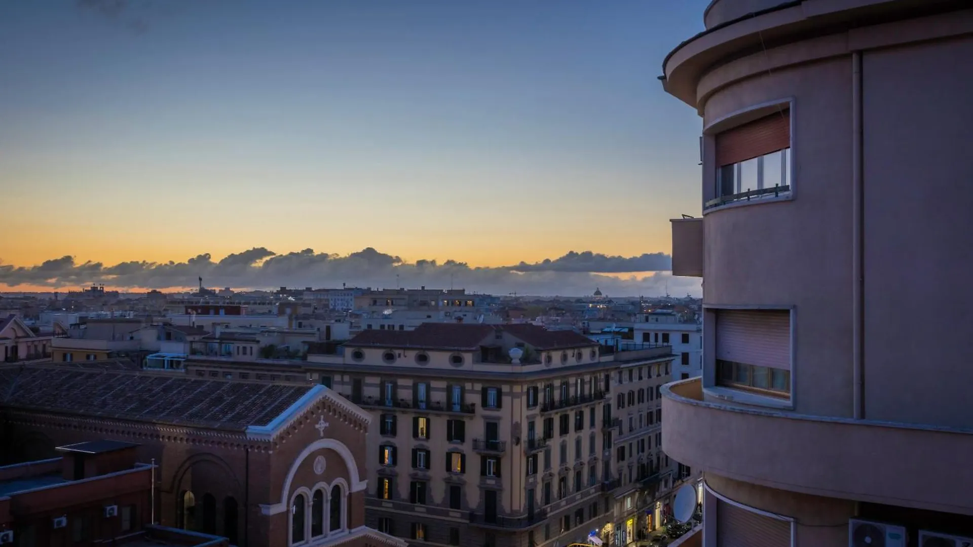 Lyo Sky Rooms Rome Guest house